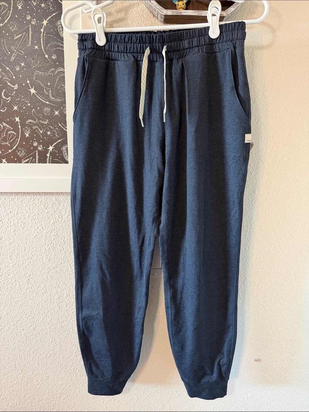 Vuori Performance Joggers Size Small